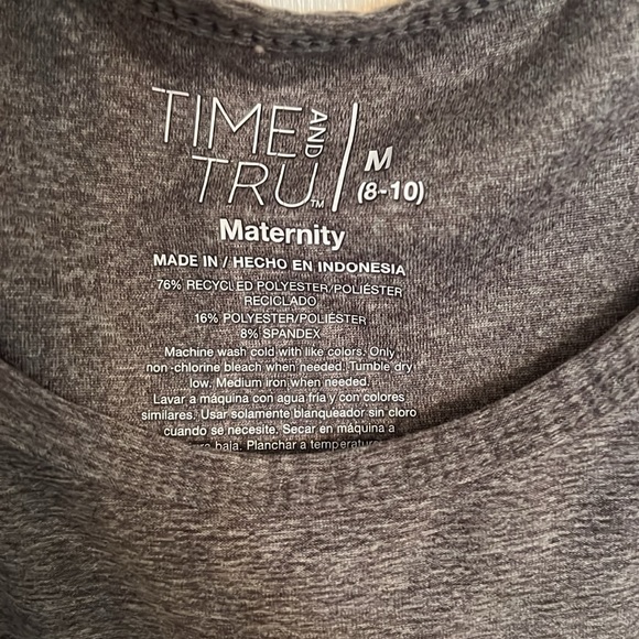 Time and Tru women’s maternity tank EUC - Picture 4 of 5